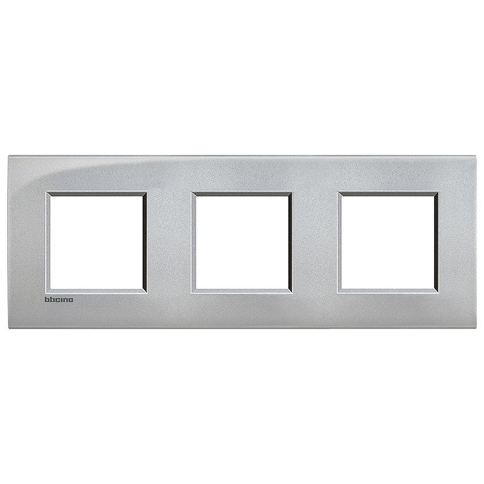 Рамка 3 поста BTicino LIVING LIGHT, алюминий, LNE4802M3TE